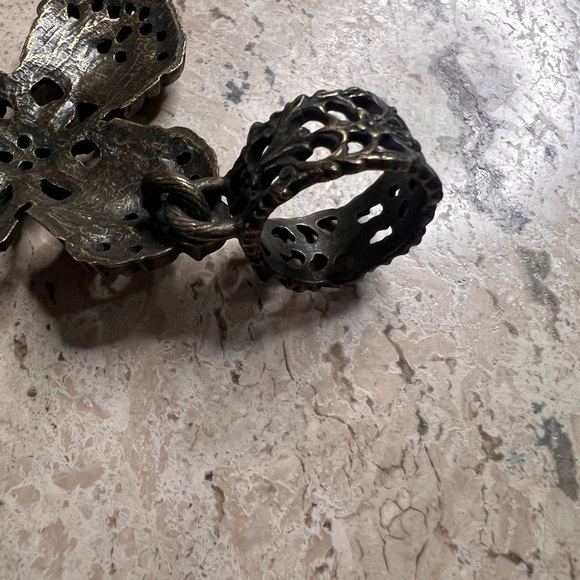 Sweet Romance Mayan Cross Pendant Vintage-Brass-Ornate-Beautiful - Picture 4 of 5